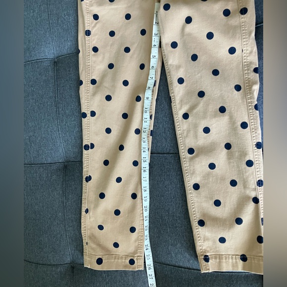 J. CREW Tan and Navy Polka Dot Mid Rise Chinos Size 00 (Measure like a 2-4) - Picture 9 of 11